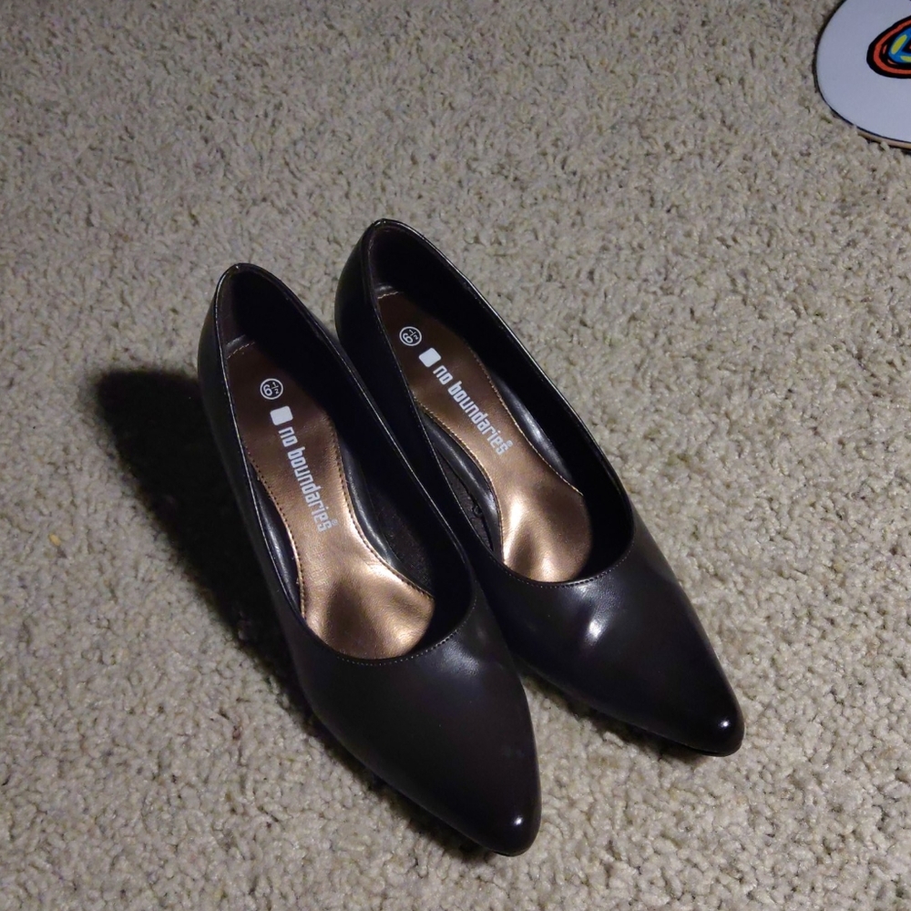 No boundaries heels